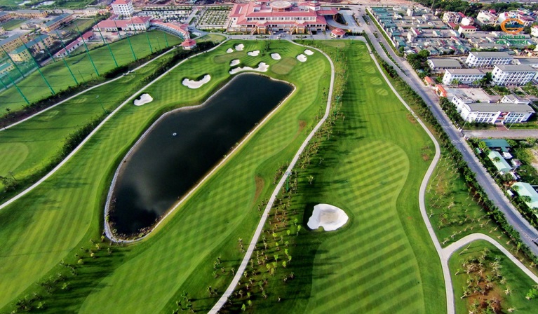 Cứu hộ ắc quy ở Sân Golf Long Biên 0334861111