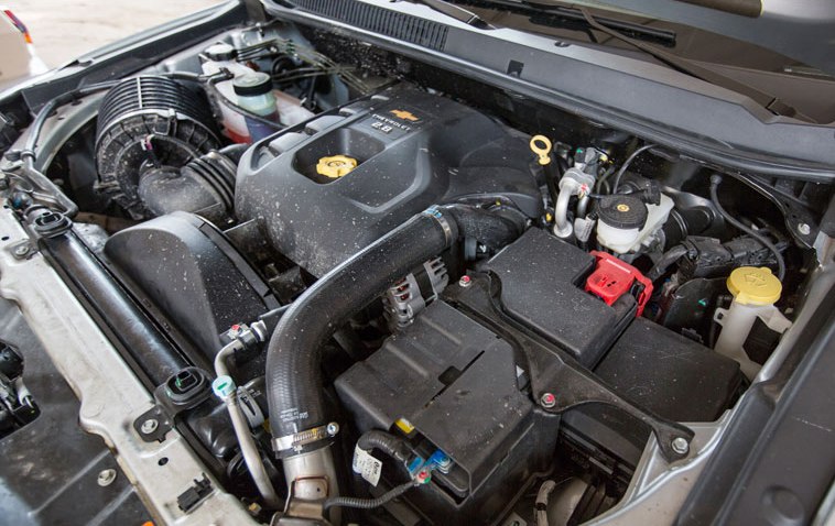 Thay ắc quy xe Chevrolet Traiblazer tại nhà 0333266768