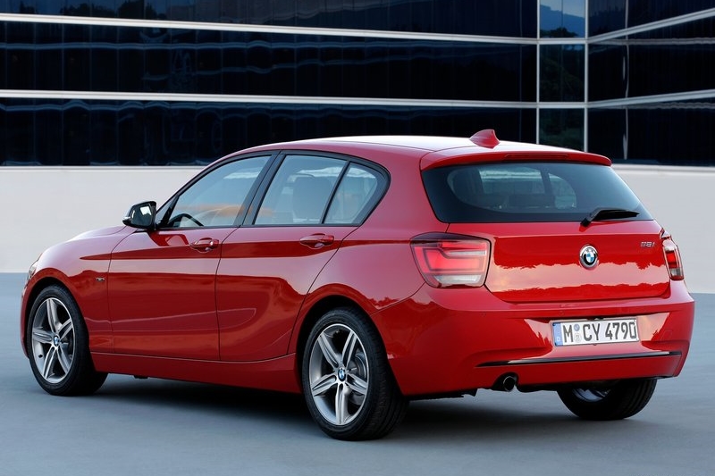 thay ắc quy BMW 116i tại nhà 0333266768